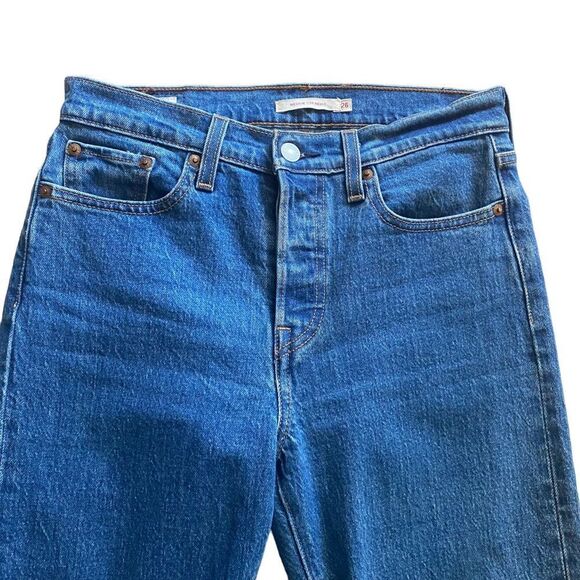 Like New Levi’s | Wedgie Straight Jeans, Size 26 - Picture 6 of 12